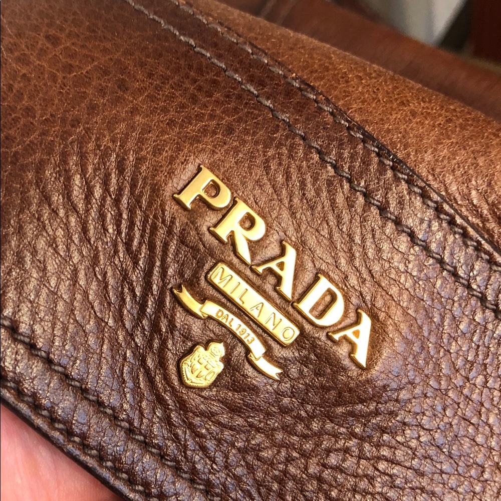 So Beautiful And Stylish!!Prada Brown Leather Satchel with Gold Hardware - Picture 3 of 14
